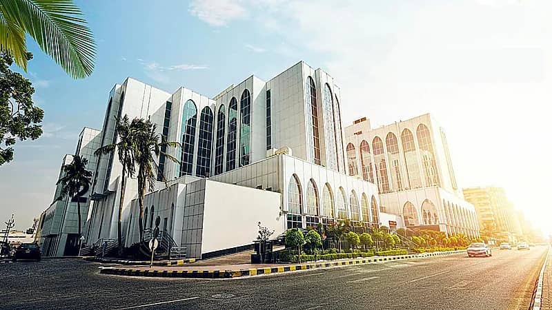 مستشفى الدكتور سليمان فقيه توفر وظائف شاغرة