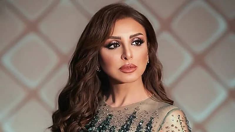 محمود سعد يطلب الدعاء لـ أنغام بعد تدهور حالتها