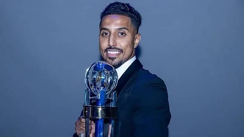 سالم الدوسري مرشح لجائزة أفضل لاعب آسيوي 2025