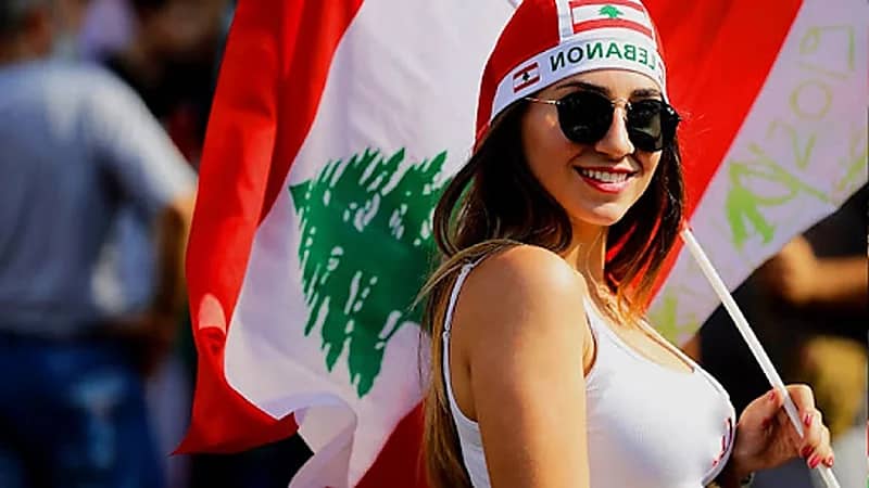 وسط انقطاع الخدمة..مسابقة "ملكة جمال إنترنت لبنان"  تثير السخرية