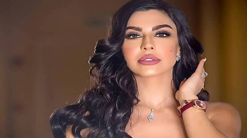 تغريدة غامضة للفنانة ليلى إسكندر تثير حيرة متابعيها