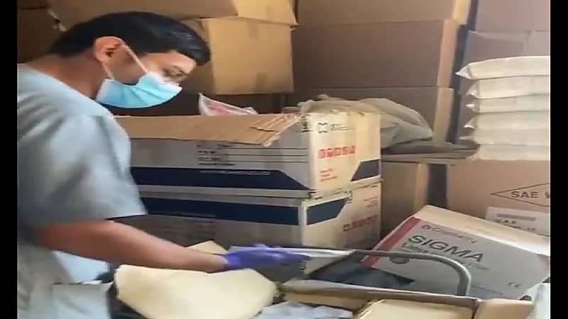 بالفيديو.. إغلاق مستودع غير مرخص يروج لمنتجات مجهولة المصدر