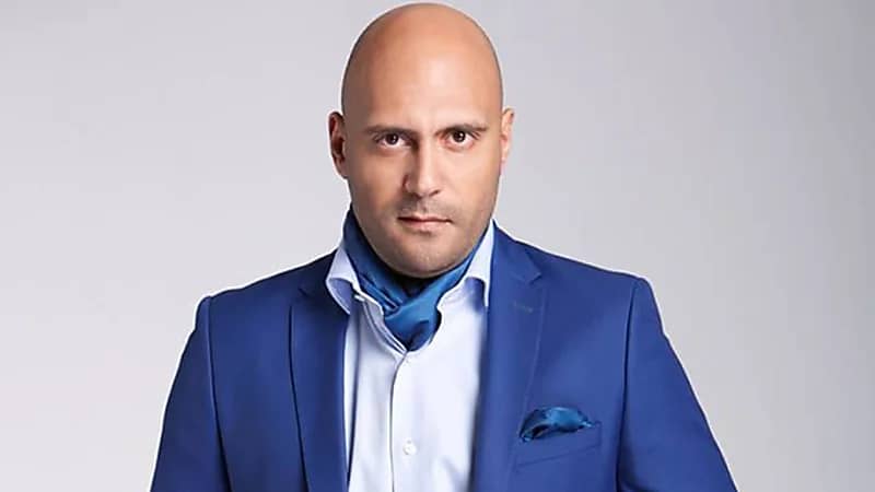 مشاجرة مرورية تنتهي ببلاغ رسمي ضد الفنان المصري وليد فواز