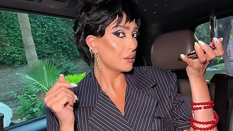 غادة عبد الرازق تحتفل بـ55 عامًا من التألق والجمال.. صور