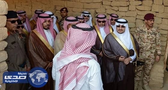 نائب أمير الجوف يتفقد المواقع الأثرية وبحيرة دومة الجندل