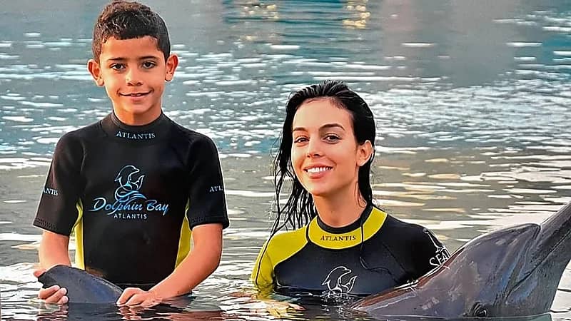 جورجينا توثق أجواء احتفالها بعيد ميلاد نجل رونالدو .. فيديو وصور