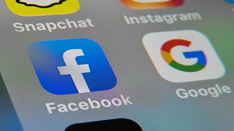 فرنسا تفرض غرامات كبيرة على غوغل وفيسبوك بسبب الخصوصية