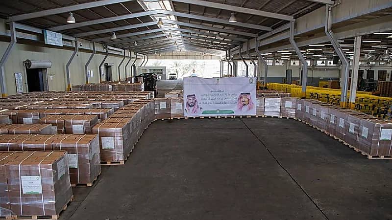تدشين هدية خادم الحرمين من التمور إلى 94 دولة (فيديو)
