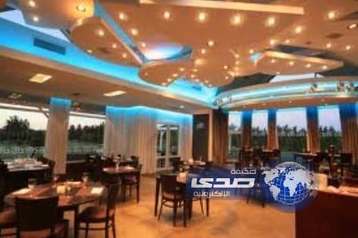 نيويورك تستحدث مطعم لعشاق التعري ..!