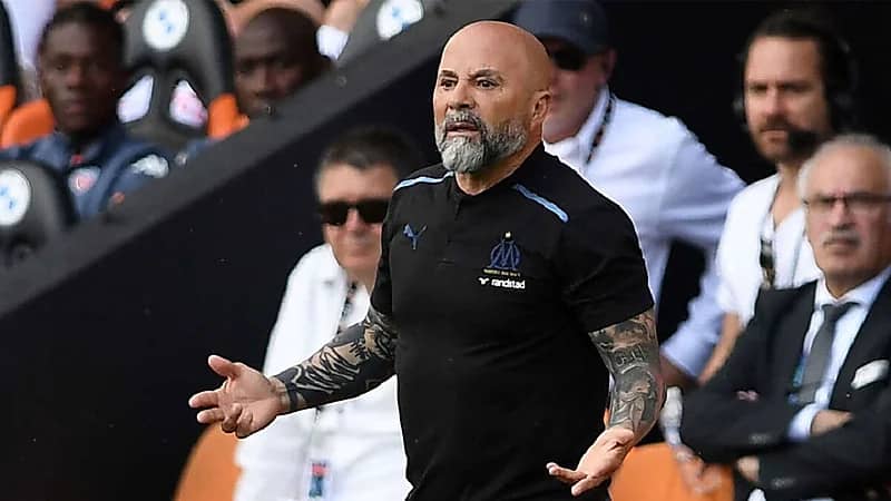 الشباب يرفض اشتراط سامباولي للحصول على 6 ملايين دولار