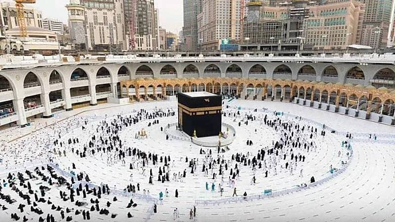 الحج والعمرة تحدد مدة إقامة معتمري الخارج داخل المملكة