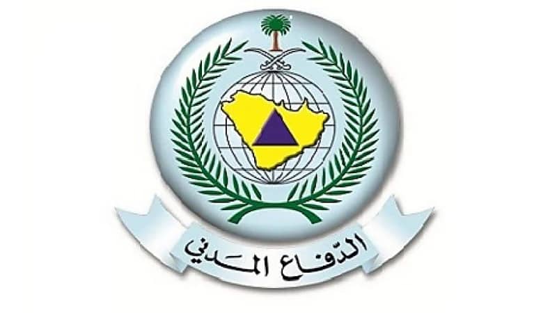 "مدني الرياض" يباشر حريقاً في مستودعات بحي بدر