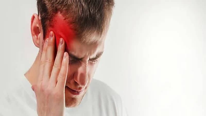 أسباب الإصابة بالصداع النصفي في الصيف