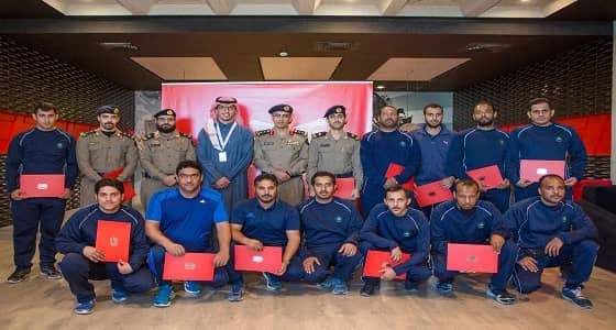 " وقت اللياقة " تكرم متدربي الدفاع المدني