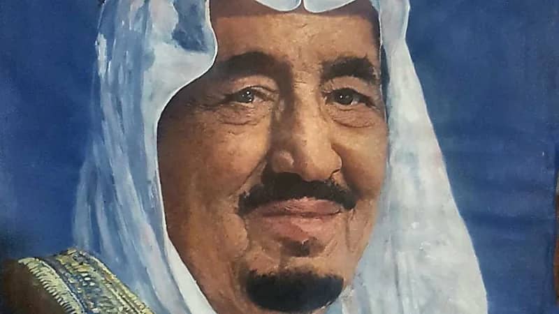 فنان تشكيلي يكشف قصة لوحة فنية لخادم الحرمين غيرت حياته