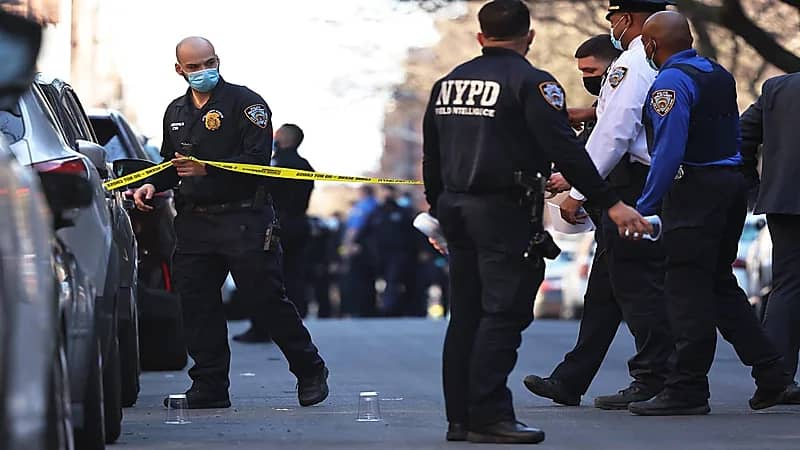 لص يرفع دعوى قضائية ضد شخص منعه من سرقة سيارته