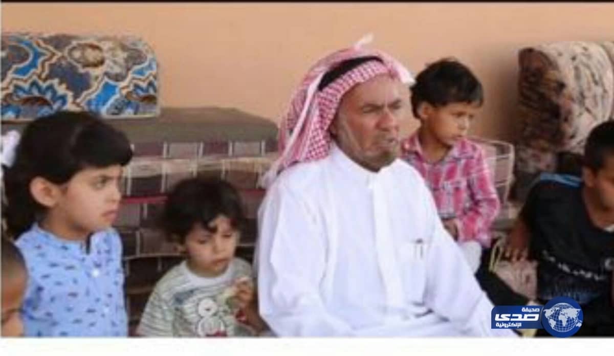 بالفيديو..إزالة منزل  "مسن "  يثير  نشطاء مواقع التواصل