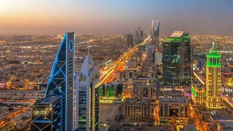 وكالة "ستاندر آند بورز": المملكة عادت لمشاريع استثمارية طموحة بعد الجائحة