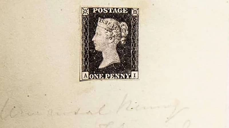 أول طابع بريد في العالم للبيع بـ 8.25 مليون دولار