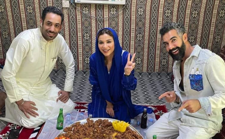 شاهد.. نهى نبيل تستمتع بالأرز الحساوي في المملكة