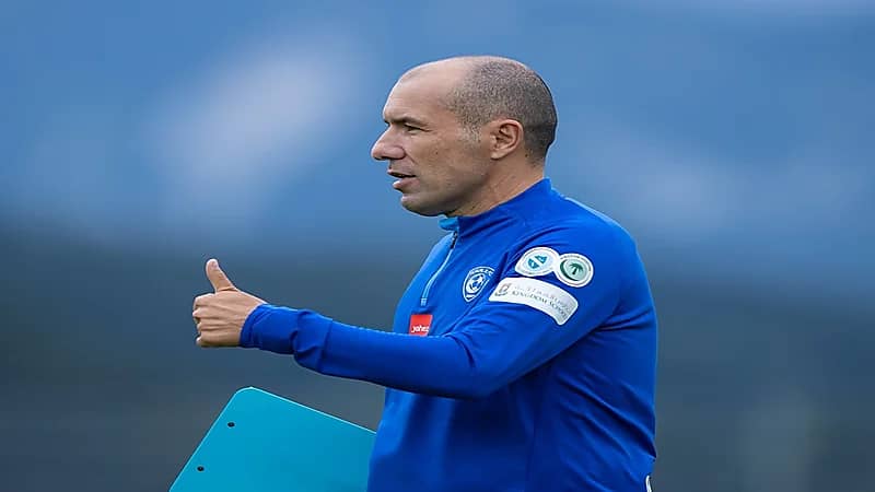 حقيقة رحيل مدرب الهلال للبرتغال