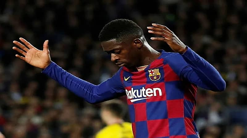 نجم برشلونة يحرج أجويرو في مؤتمر اعتزاله