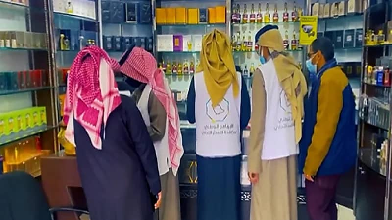 بالفيديو.. "التجارة" تضبط جرائم التستر التجاري في منشآت الأقمشة والمفروشات والملابس