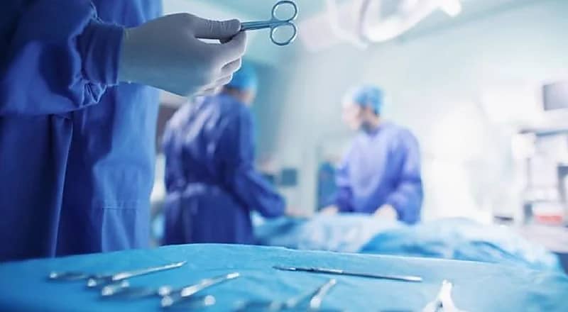 بالفيديو.. نجاح عملية نوعية لـ3 مرضى بالسمنة لأول مرة في المنطقة الشرقية