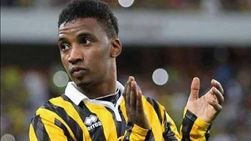 وفاة والدة نجم المنتخب السابق محمد نور