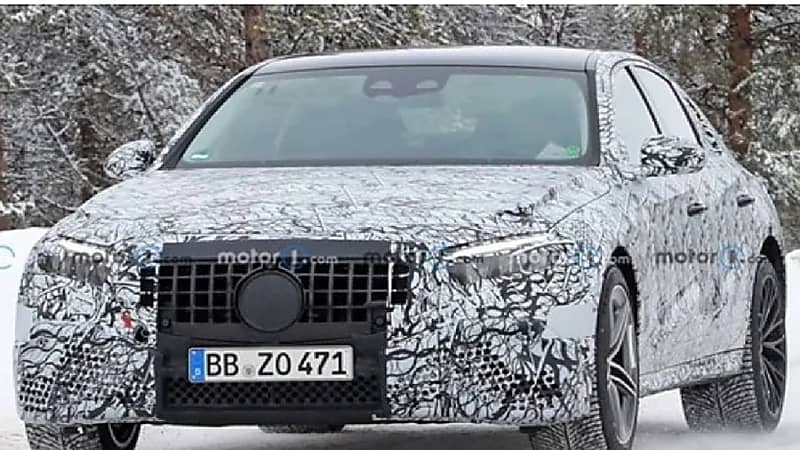 مرسيدس تشعل المنافسة بسيارة E-Class الجديدة