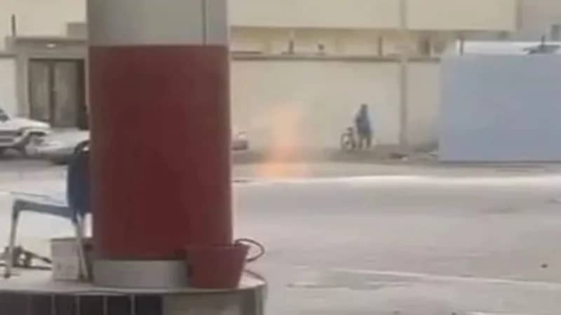 بالفيديو.. إندلاع حريق بمحطة وقود بتبوك بسبب سوء تصرف عامل