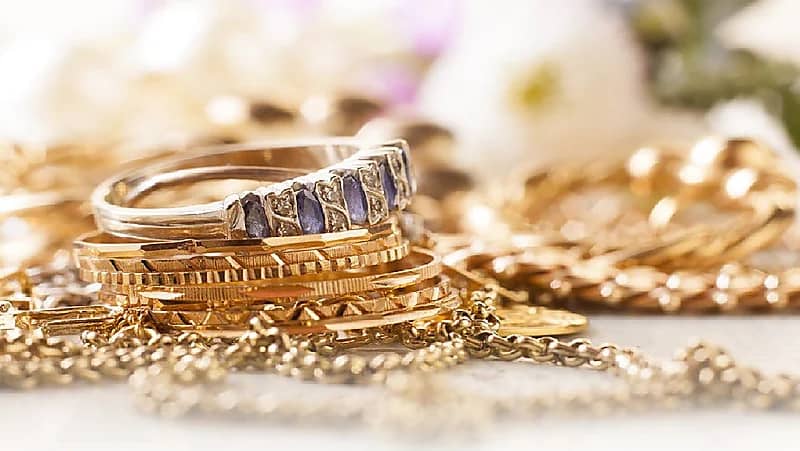 النيابة العامة: السجن والتغريم عقوبة الغش في المعادن والأحجار الكريمة