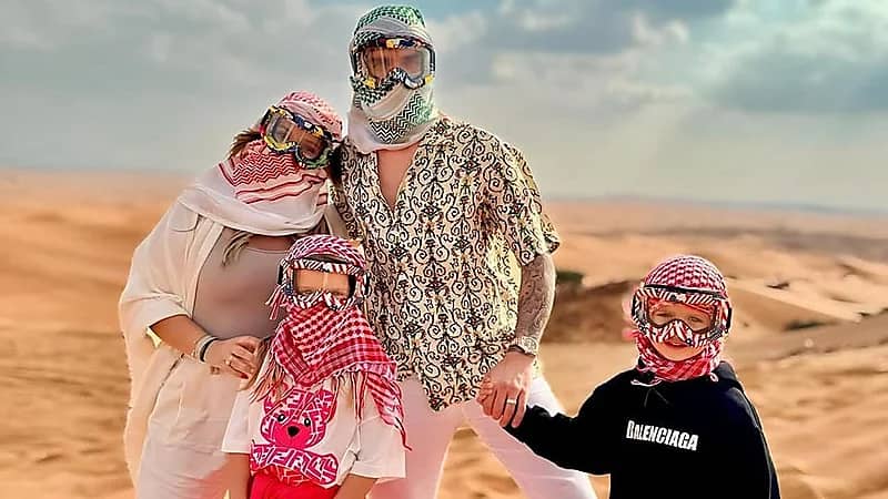 نيفيز يستغل يوم الإجازة ويقضيه في البر .. فيديو