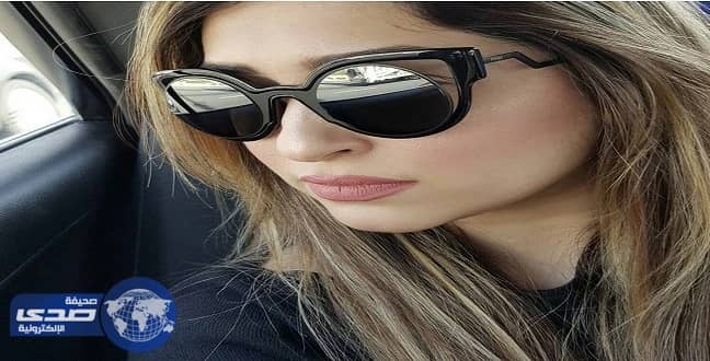 10 صور لإماراتية جذبت الآلاف بجمال عينيها