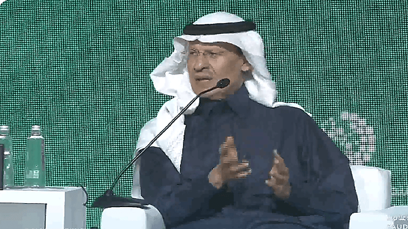 وزير الطاقة: الإعلام الصادق مرآة لمعرفة حقيقة الأحداث وواقعيتها (فيديو)