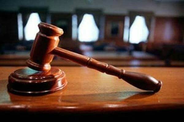 قاضي كندي يفرج  عن طالب سعودي ضبط يدخن الماريوانا