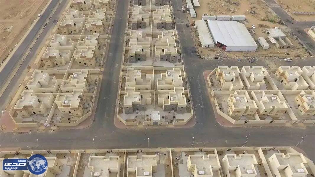 تصوير جوي يظهر جاهزية إسكان المخواة لاستقبال مستحقيه