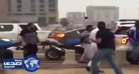إحالة واقعة اعتداء قائدي دبابات على سيارة عائلية بالدمام لهيئة التحقيق