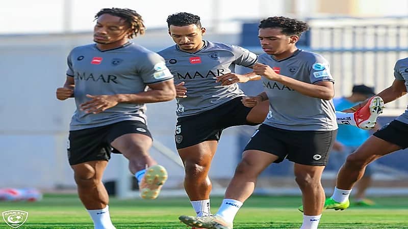 الهلال ينهي تحضيراته الميدانية استعداداً لمواجهة التعاون "صور"