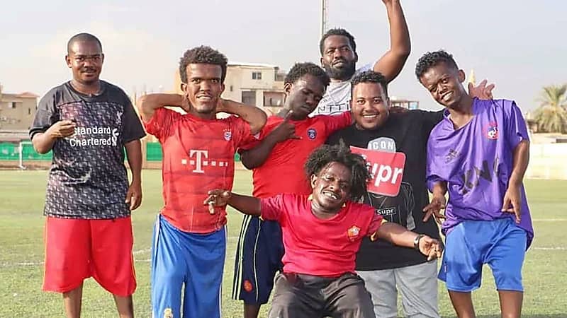 تدشين أول منتخب كرة قدم لقصار القامة 