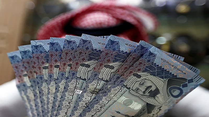 تغريم شركة 100 ألف ريال لعرضها وبيعها منتج بعلامة تجارية مقلدة