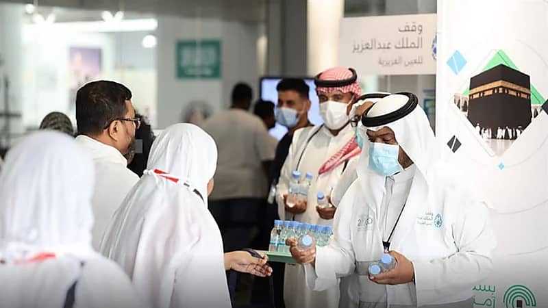 بالصور.. مطار جدة يستقبل أول رحلة حجاج قادمة من بنجلاديش