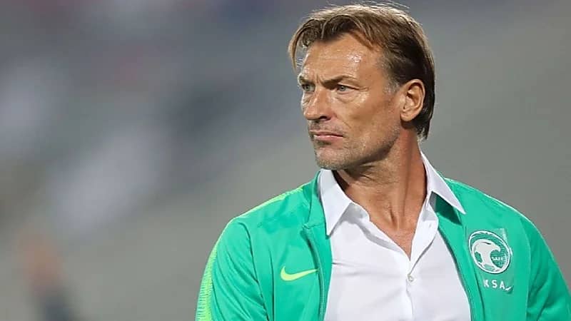 اقتراب رينارد من رقم تاريخي مع المنتخب الوطني 