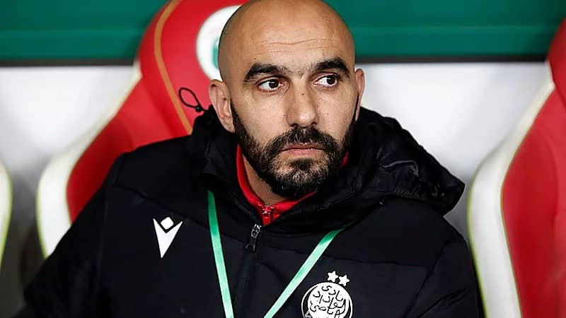 الركراكي يقرر السفر للمملكة لملاقاة حمد الله وحسم إمكانية حضوره في المونديال