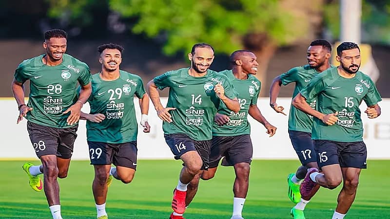 القرني يتعرض للإصابة والأخضر يختتم استعداداته لودية مقدونيا