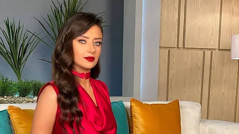 رضوى الشربيني تفاجئ جمهورها بإطلالة جديدة 