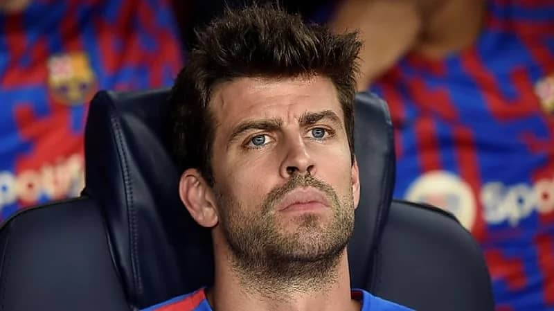 "تيباس" يرد على أنباء عودة بيكيه للعب في ناديه أندورا