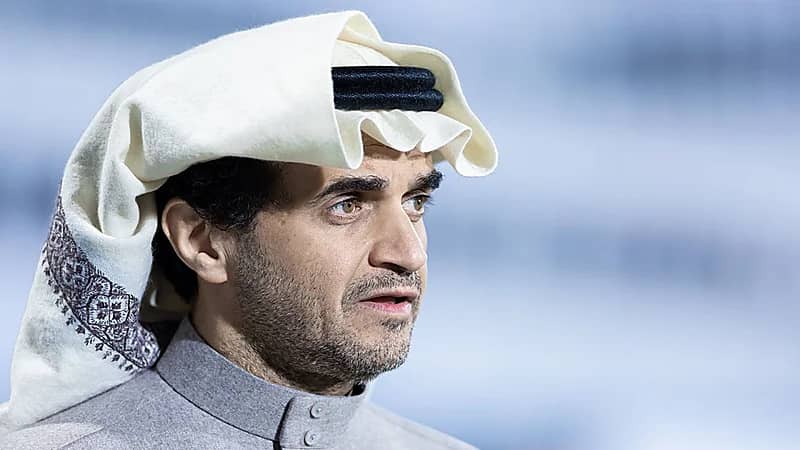 رئيس الشباب يطالب بإنهاء ملف التذاكر المجانية: لسنا جمعية خيرية 