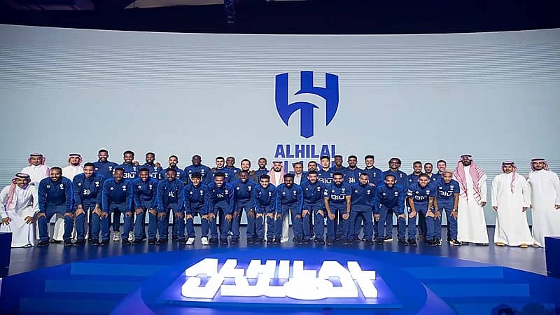 الهلال يتحرك لتقديم شكوى ضد لاعب أجنبي