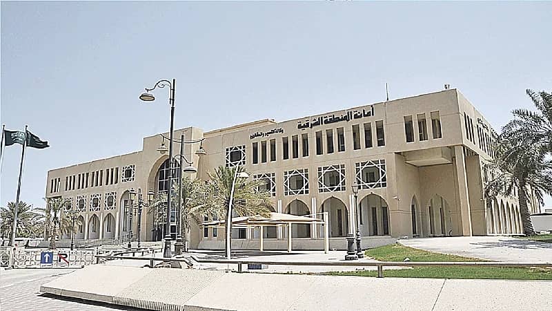 أمانة المنطقة الشرقية تعلن 100 فرصة تدريبية على رأس العمل